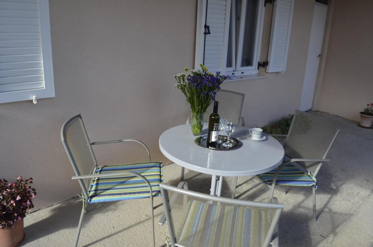 Apartment Ana Kaštel Sućurac Exterior foto