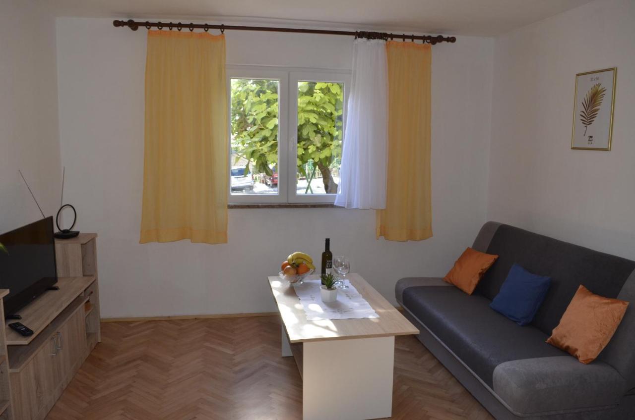 Apartment Ana Kaštel Sućurac Exterior foto