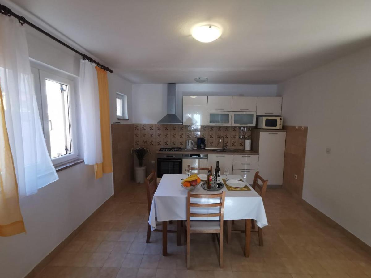 Apartment Ana Kaštel Sućurac Exterior foto